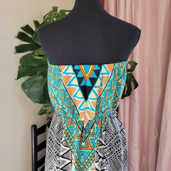 Francesca’s Maxi Dress Hello Miss Strapless Aztec Pattern Size Medium EUC - Picture 4 of 11